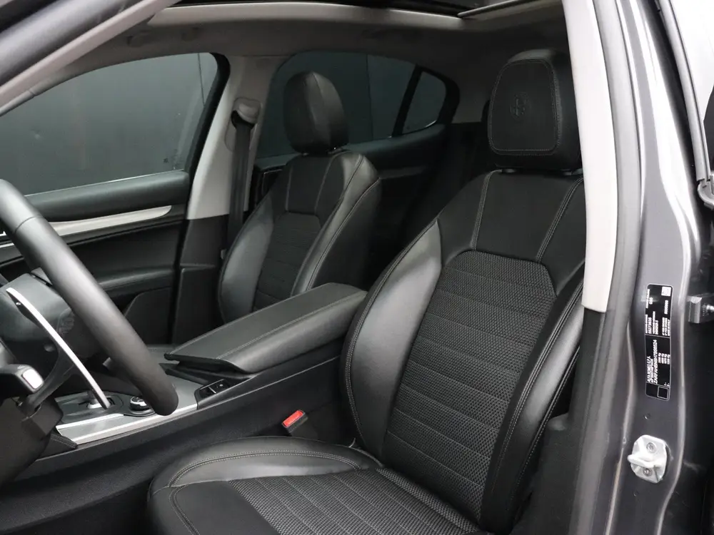 Alfa Romeo Stelvio 2.0 T AWD Super | MEMORY | PANO-DAK | CAM uit 2019, foto 10