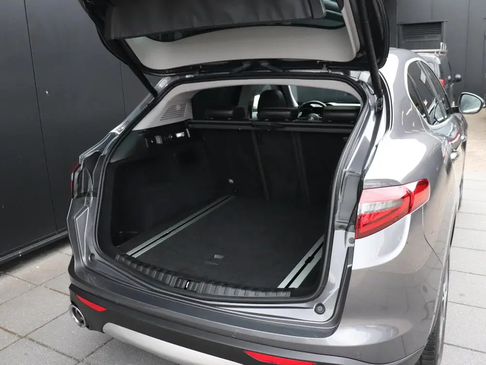 Alfa Romeo Stelvio 2.0 T AWD Super | MEMORY | PANO-DAK | CAM uit 2019, foto 14