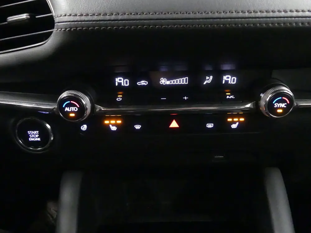Mazda 3 2.0 e-SkyActiv-G M Hybrid 122 Luxury uit 2019, foto 12