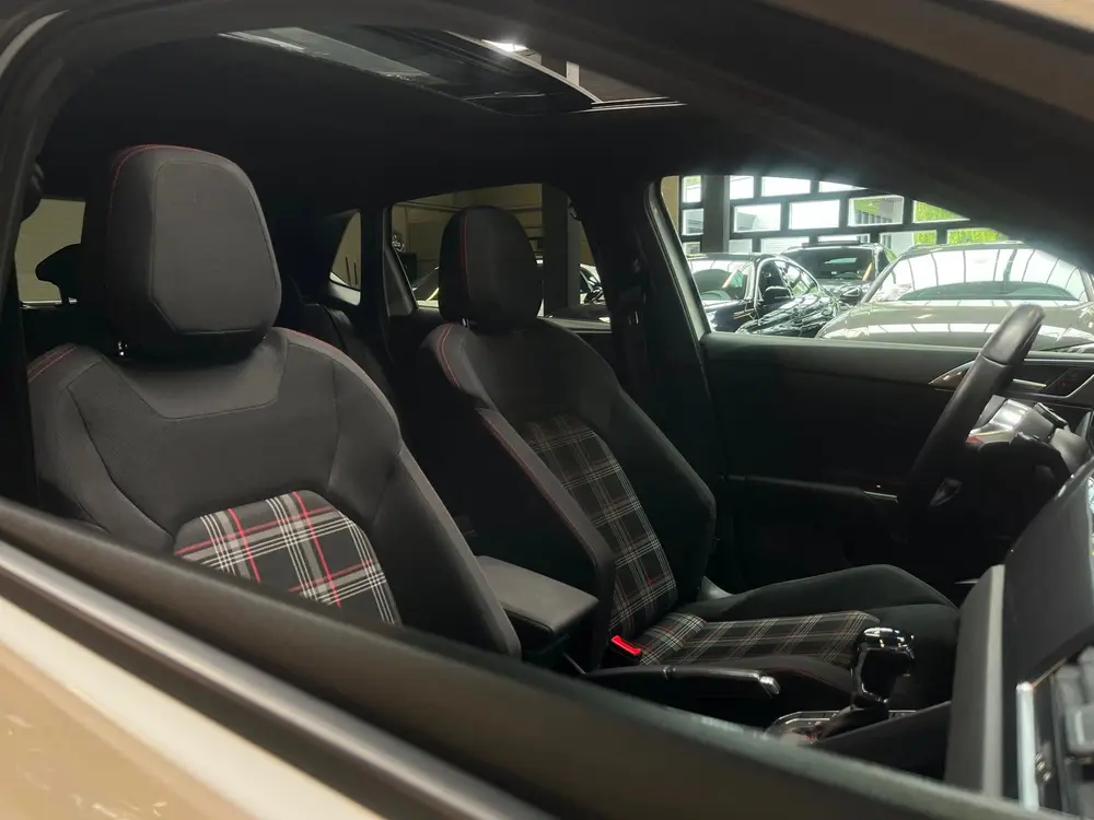 Volkswagen POLO 2.0 TSI GTI Virtual/Pano/Carplay uit 2019, foto 15