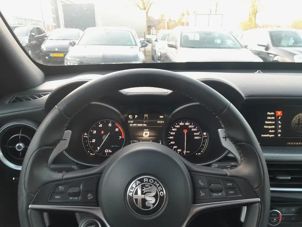 Alfa Romeo Stelvio 2.0 T AWD B-Tech - Leder - Veloce interie uit 2019, foto 10