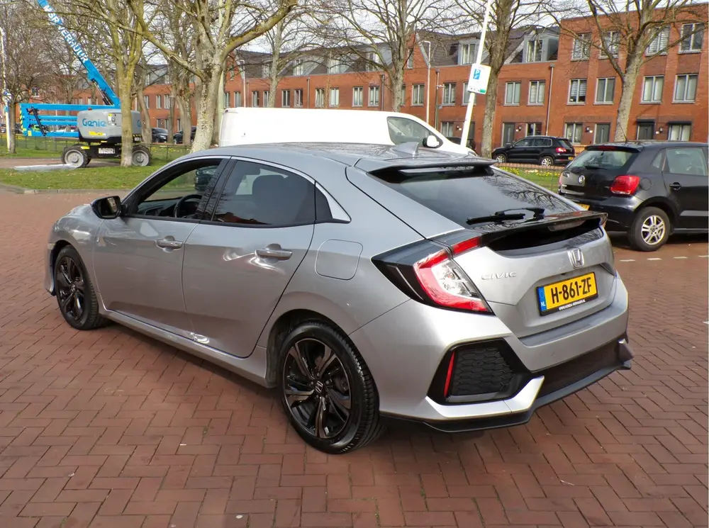 Honda Civic 1.0 i-VTEC Elegance AUTOMAAT DEALER ONDERHOUDEN uit 2020, foto 10