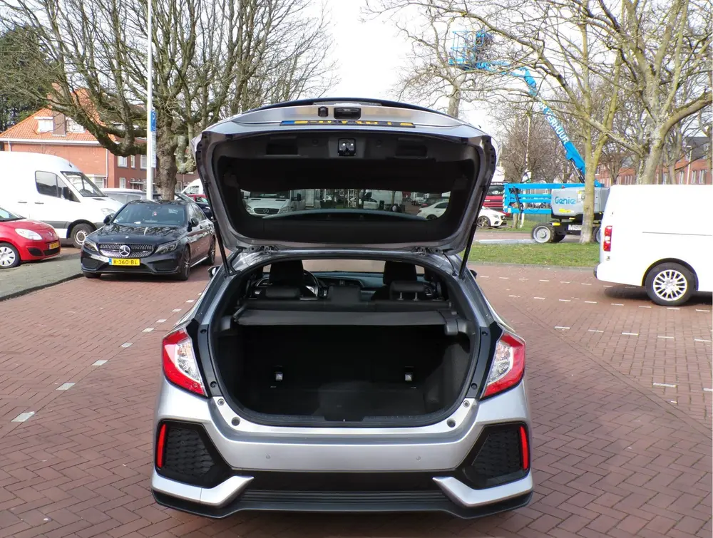 Honda Civic 1.0 i-VTEC Elegance AUTOMAAT DEALER ONDERHOUDEN uit 2020, foto 11