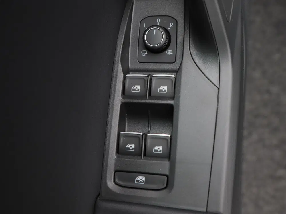 SEAT Leon FR Business 1.5 TSI eHybrid PHEV 204 uit 2026, foto 17