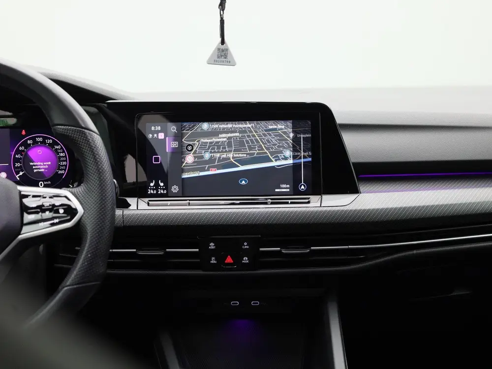 Volkswagen Golf 1.5 eTSI Aut. R-Line | Panoramadak | IQ Ligh uit 2021, foto 10
