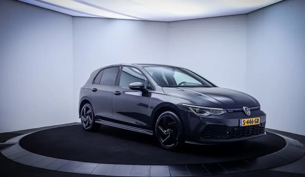 Volkswagen Golf GTE 1.4 eHybrid SOH 95% FULL LED | CARPLAY | uit 2020, foto 3