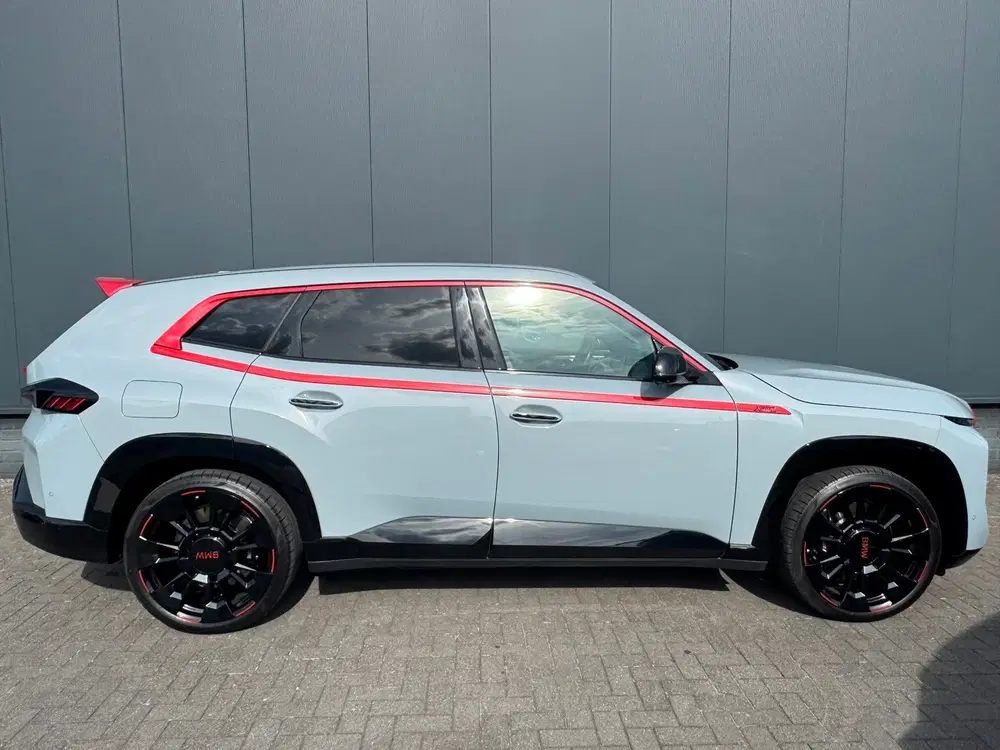 BMW XM PHEV Label Red 30 kWh 748pk uit 2023, foto 10