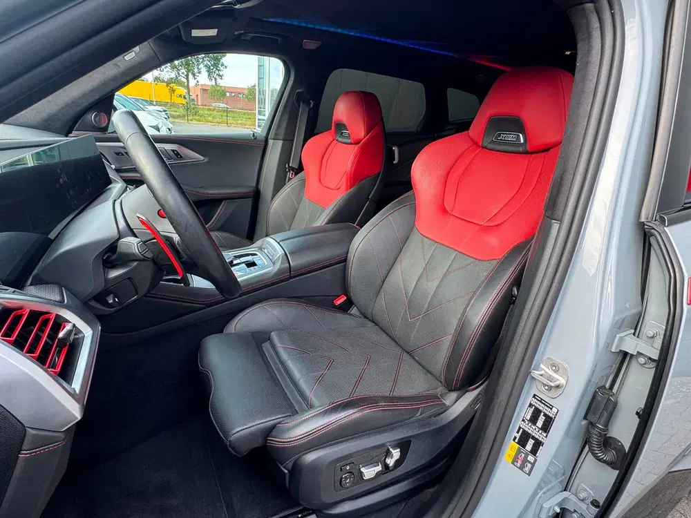 BMW XM PHEV Label Red 30 kWh 748pk uit 2023, foto 16