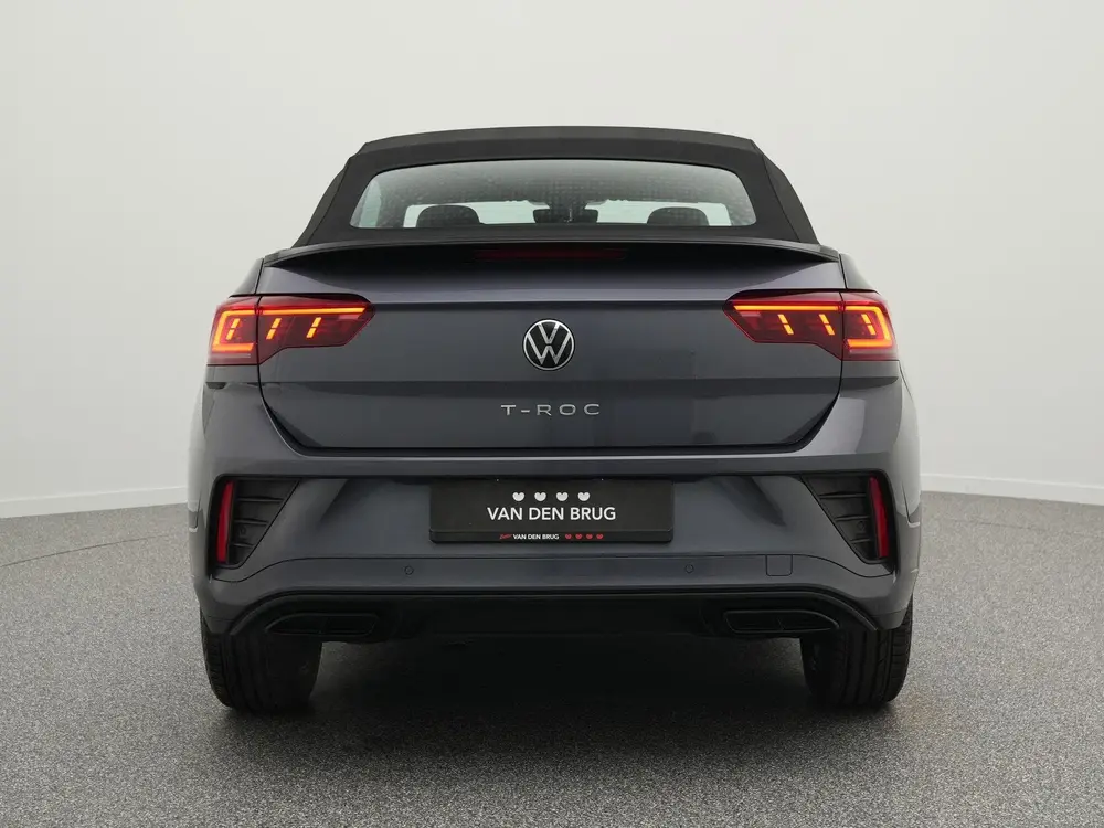 Volkswagen T-Roc Cabrio R-Line 1.5 TSI 150 PK DSG Automaat | uit 2023, foto 10