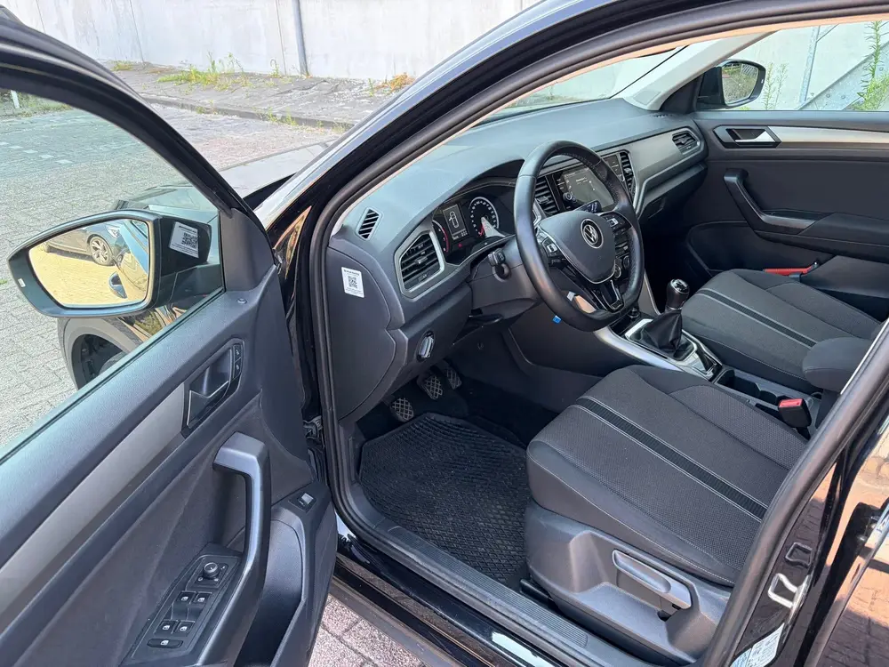 Volkswagen T-Roc 1.0 TSI Style Business / CarPlay uit 2021, foto 5