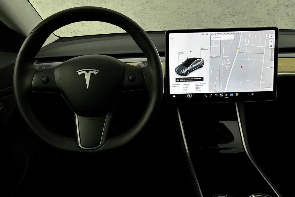 Tesla Model 3 Long Range AWD 75 kWh uit 2020, foto 10