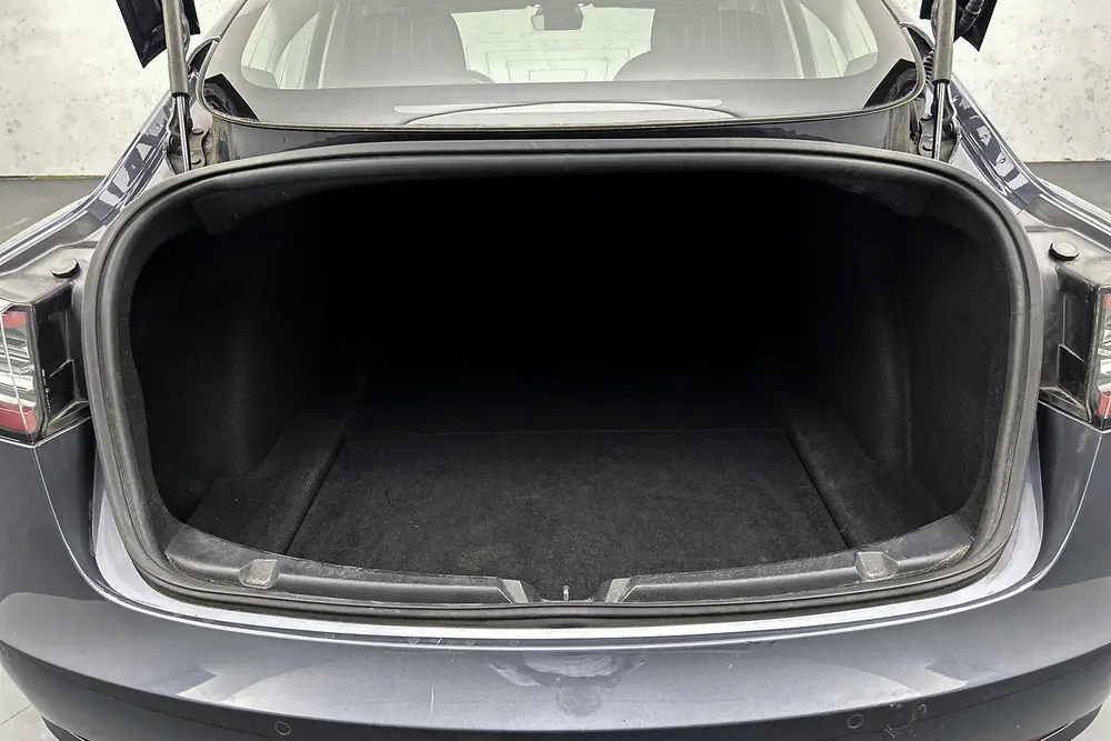 Tesla Model 3 Long Range AWD 75 kWh uit 2020, foto 14