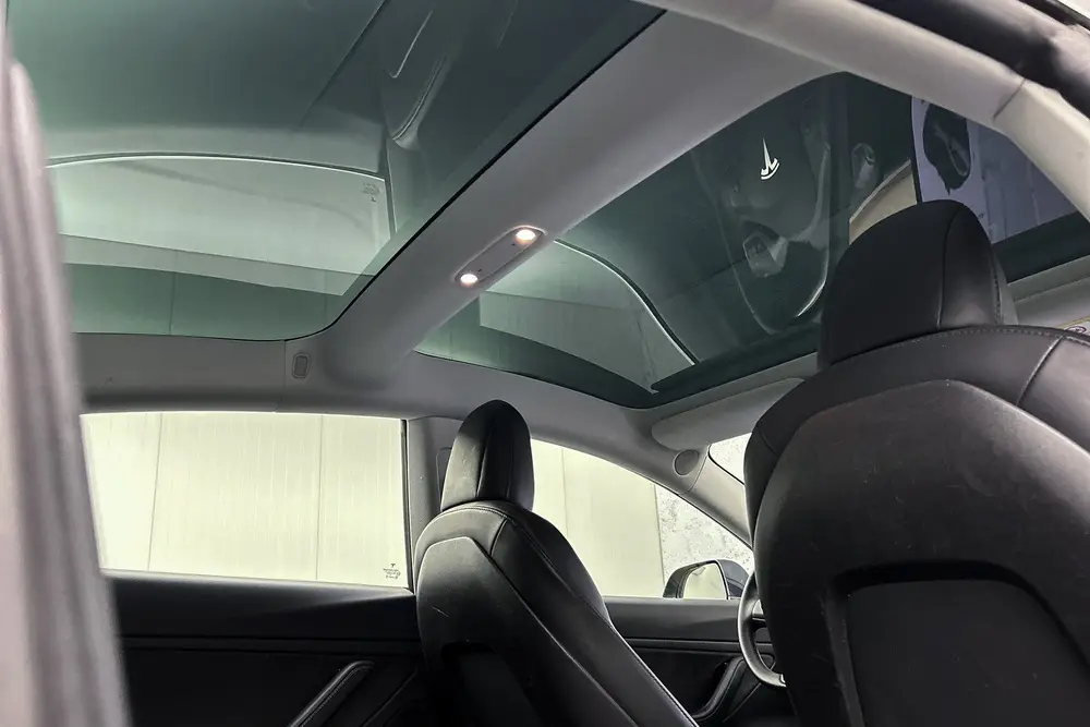Tesla Model 3 Long Range AWD 75 kWh uit 2020, foto 16