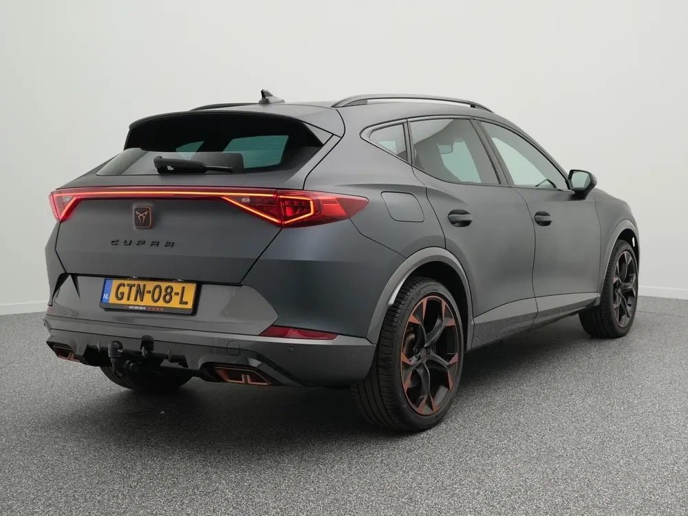 Cupra Formentor 1.4 e-Hybrid 245pk VZ uit 2021, foto 2