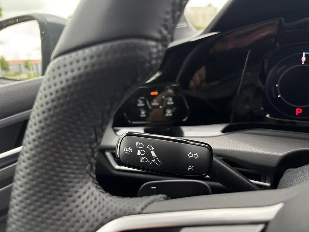 Volkswagen Golf 1.4 eHybrid GTE trekhaak acc apple carplay uit 2021, foto 13