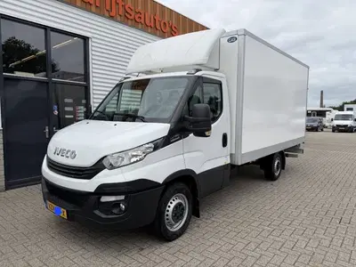 Iveco Daily Daily Bakwagen 2020 Wit Automaat met Laadk uit 2020