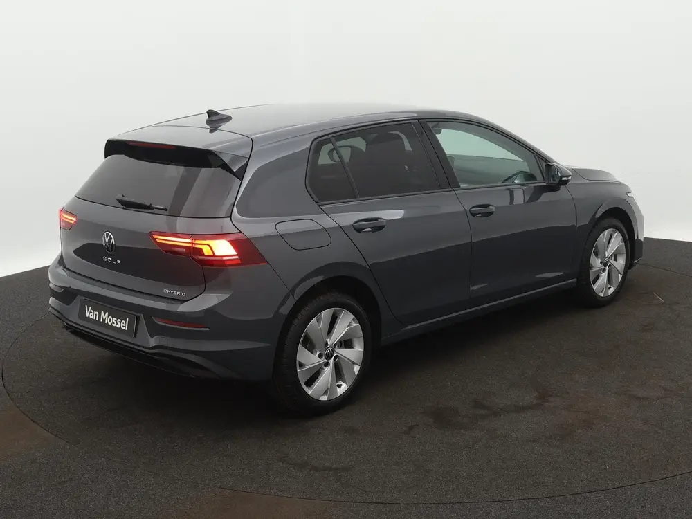 Volkswagen Golf 1.5 eHybrid Life Edition 204 PK Automaat | # uit 2026, foto 4