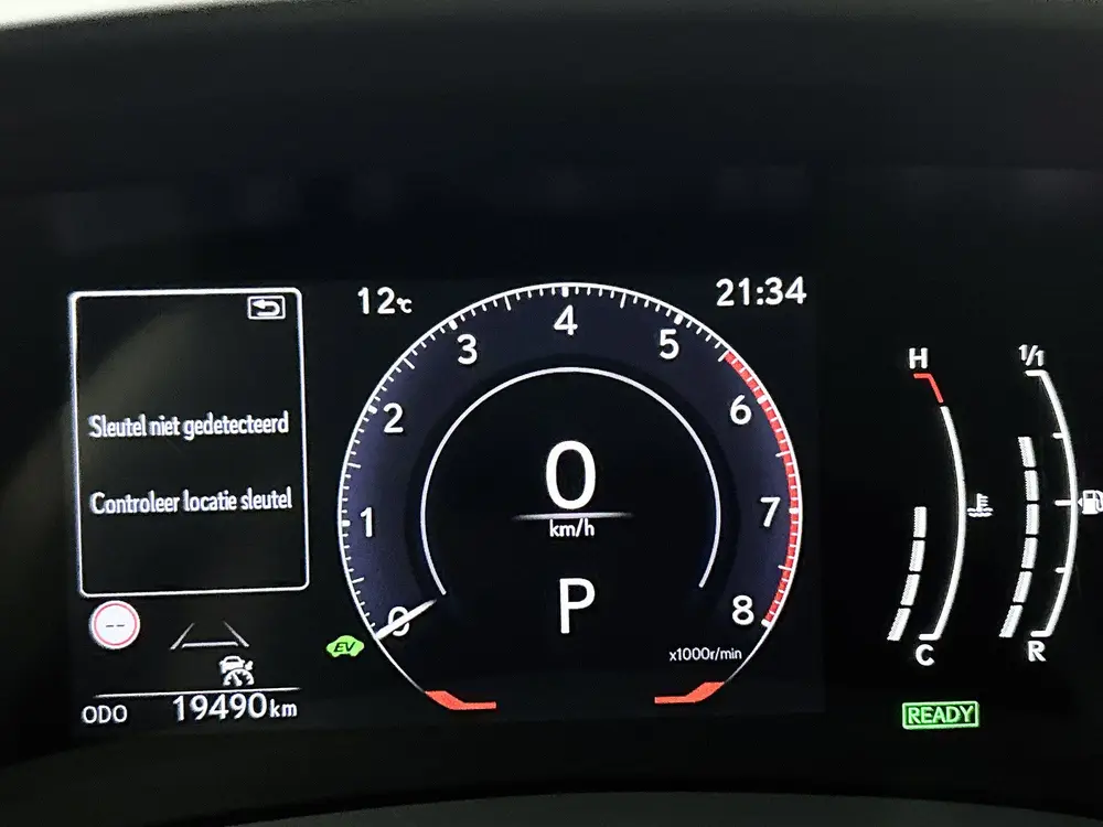 Lexus LBX Elegant 2WD uit 2024, foto 5