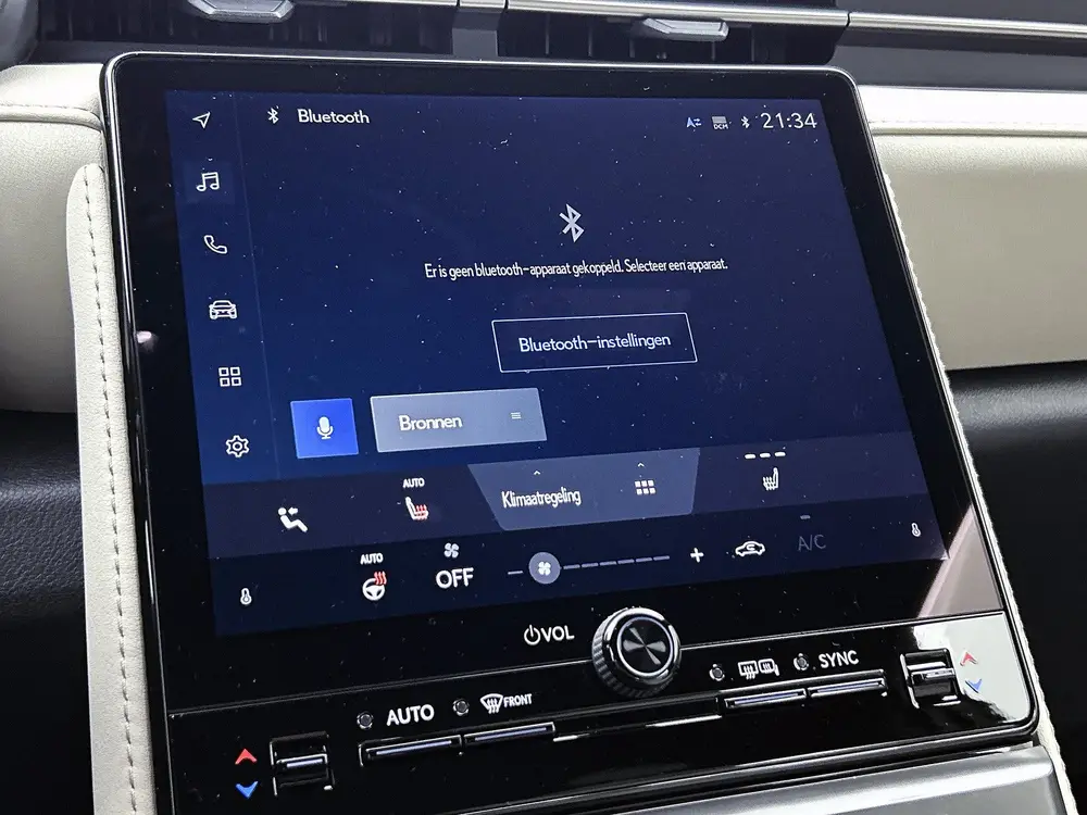 Lexus LBX Elegant 2WD uit 2024, foto 9