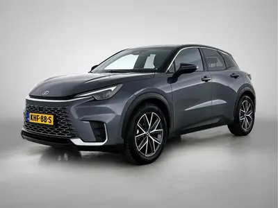 Lexus LBX Cool 2WD uit 2025