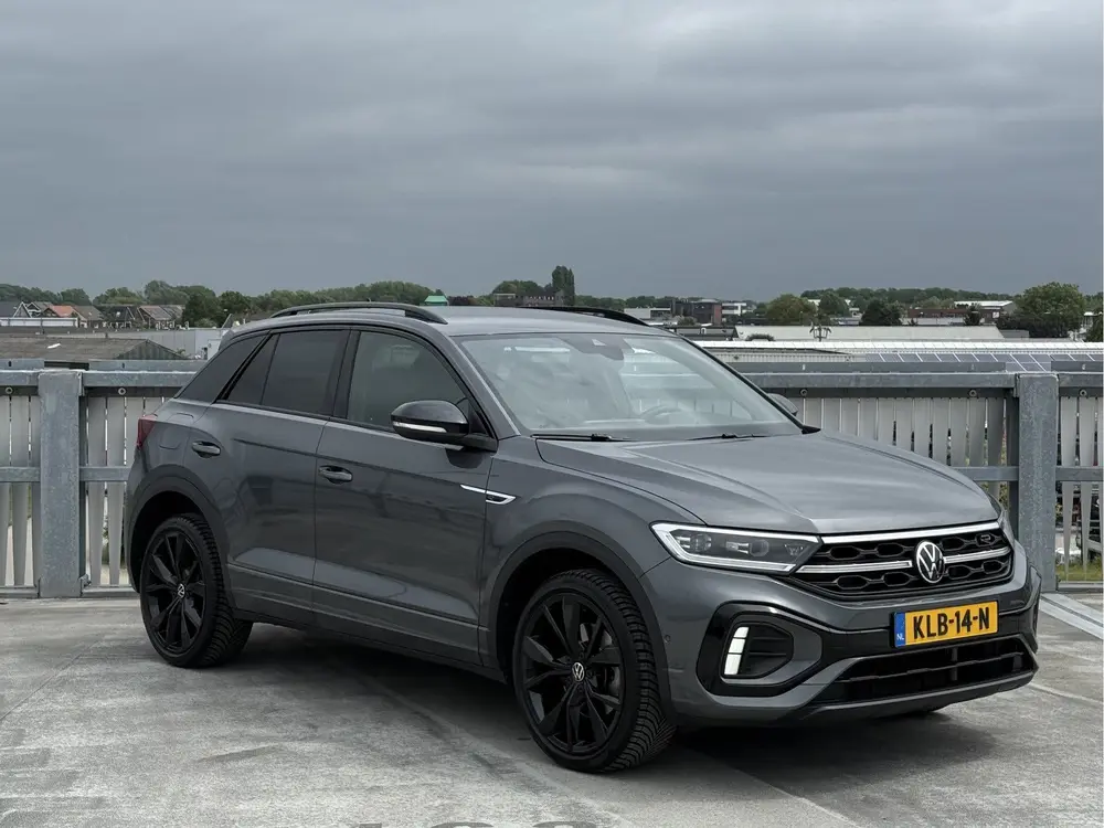 Volkswagen T-Roc 1.5 TSI R-Line | Black Style | IQ | Beats | uit 2022, foto 2