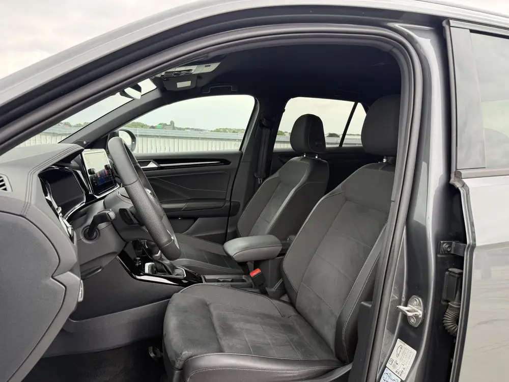 Volkswagen T-Roc 1.5 TSI R-Line | Black Style | IQ | Beats | uit 2022, foto 6