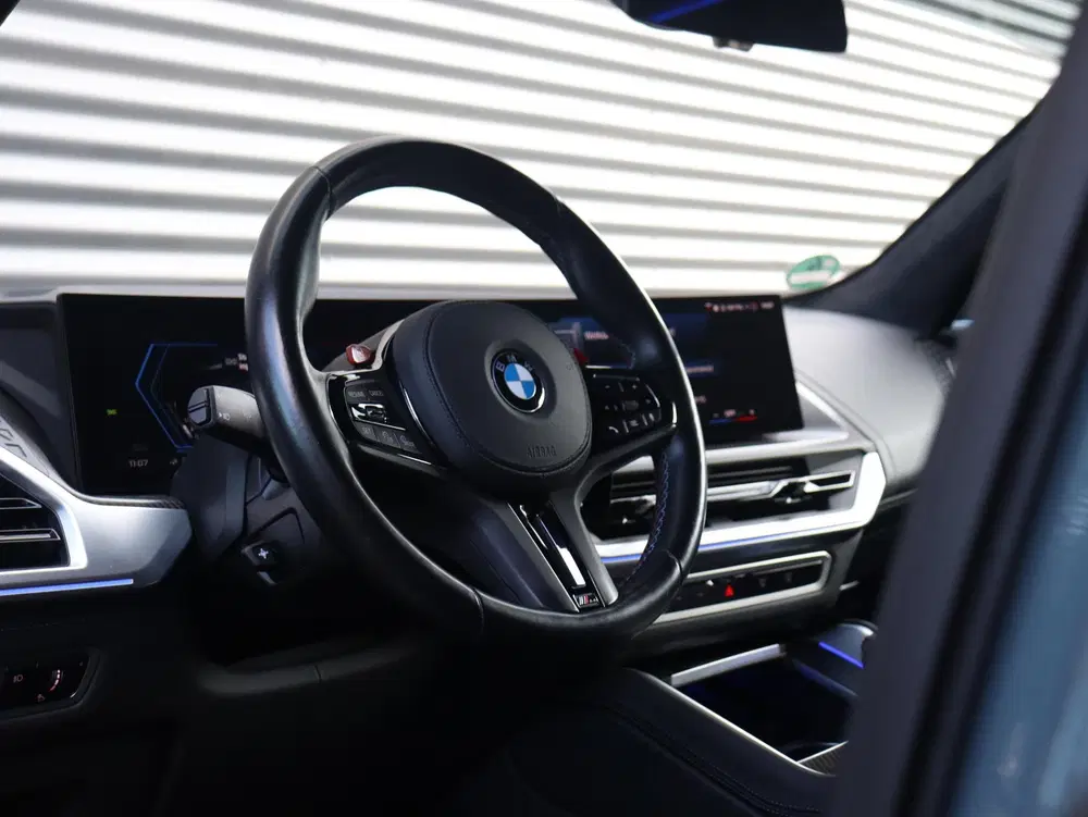 BMW XM PHEV uit 2023, foto 15