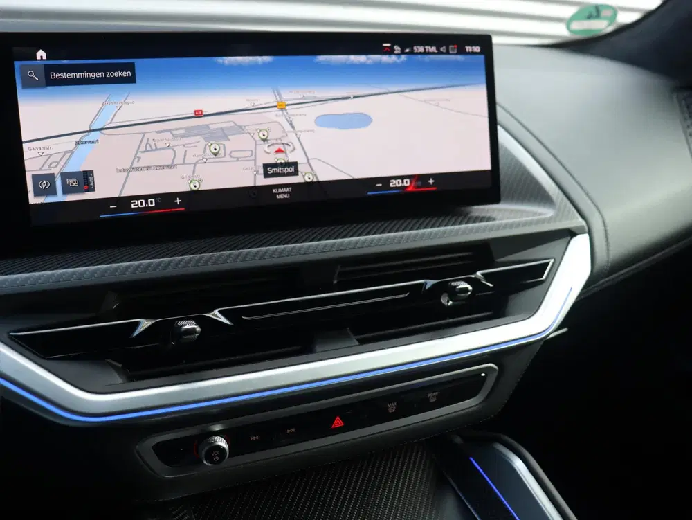 BMW XM PHEV uit 2023, foto 17