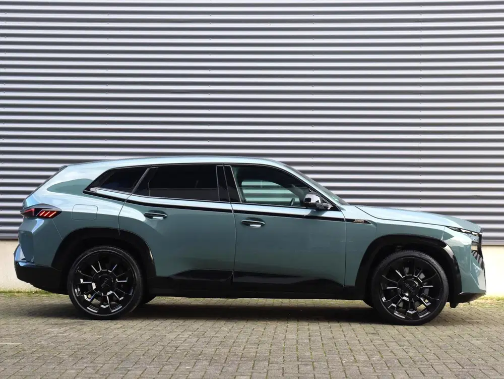 BMW XM PHEV uit 2023, foto 5
