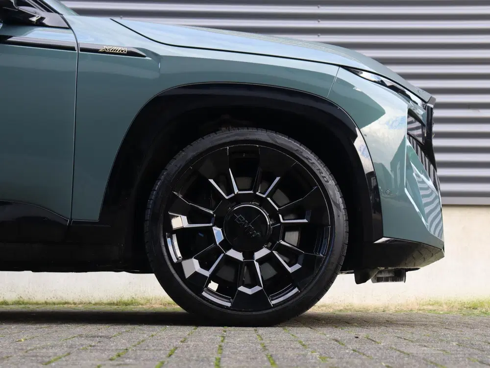 BMW XM PHEV uit 2023, foto 6