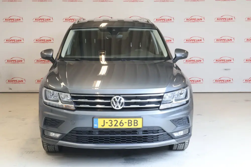 Volkswagen Tiguan Allspace 1.5 TSI Comfortline Business 7p N uit 2020, foto 2