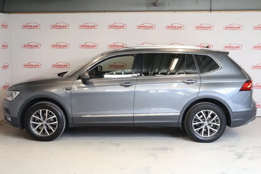 Volkswagen Tiguan Allspace 1.5 TSI Comfortline Business 7p N uit 2020, foto 4