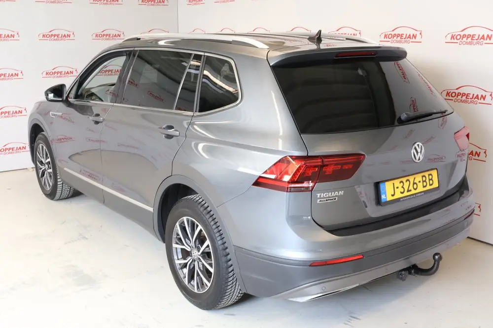 Volkswagen Tiguan Allspace 1.5 TSI Comfortline Business 7p N uit 2020, foto 5