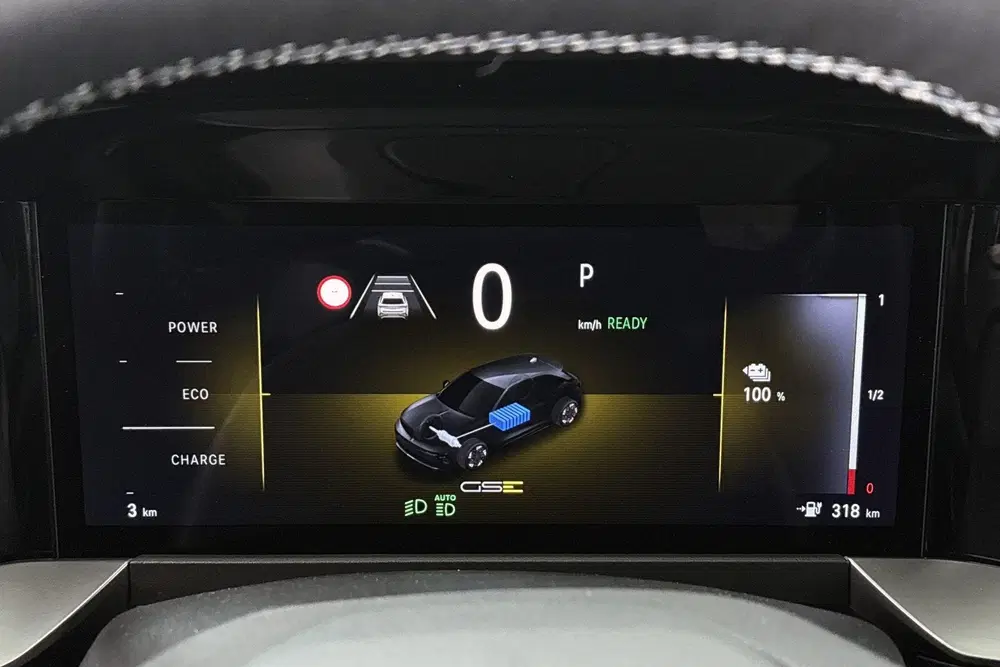 Opel Mokka GSE 54 kWh Achteruitrijcamera Apple CarP uit 2026, foto 10