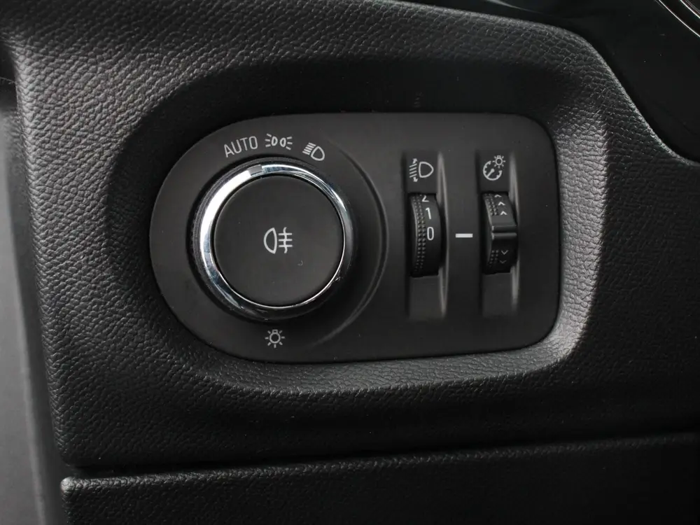 Opel Corsa 1.2 Turbo GS Navigatie Apple Carplay uit 2024, foto 12