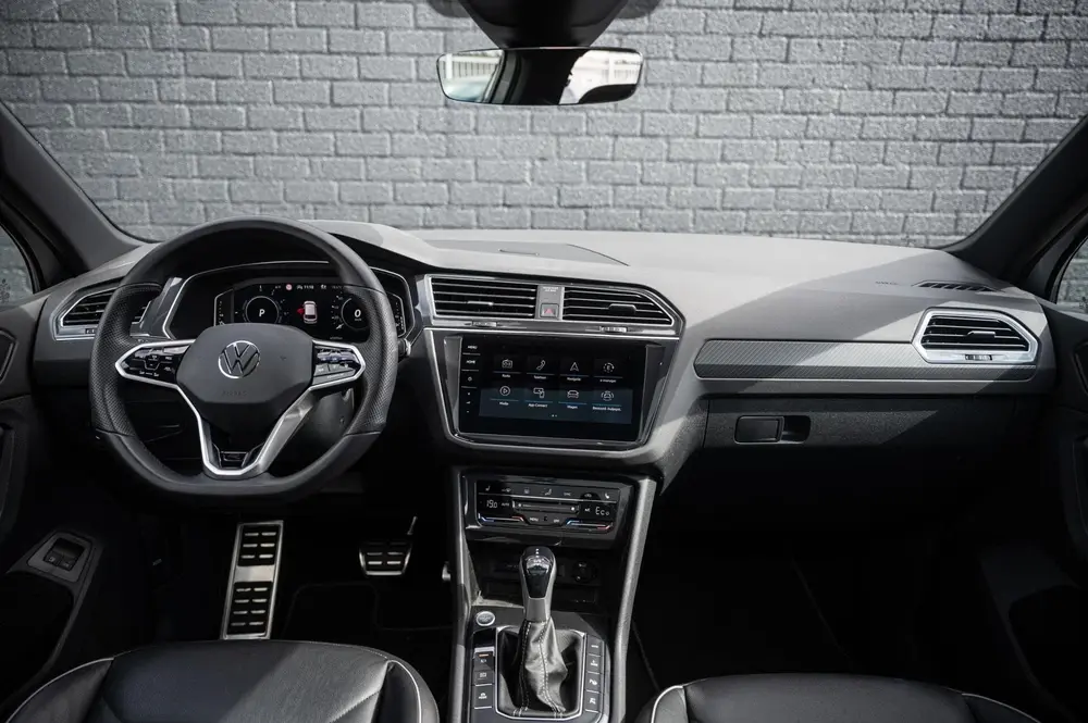 Volkswagen Tiguan 1.4 TSI eHybrid R-Line PANO TREKHAAK ACC S uit 2023, foto 4