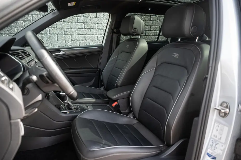 Volkswagen Tiguan 1.4 TSI eHybrid R-Line PANO TREKHAAK ACC S uit 2023, foto 5