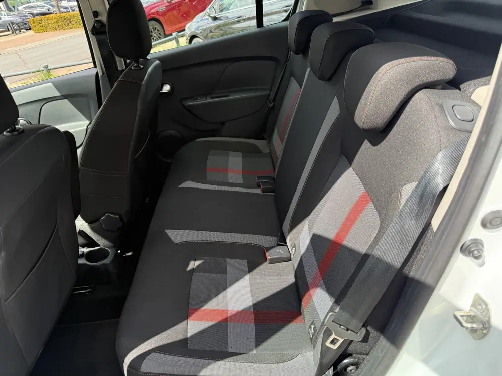 Dacia Sandero 0.9 TCe Tech Road PDC uit 2020, foto 8
