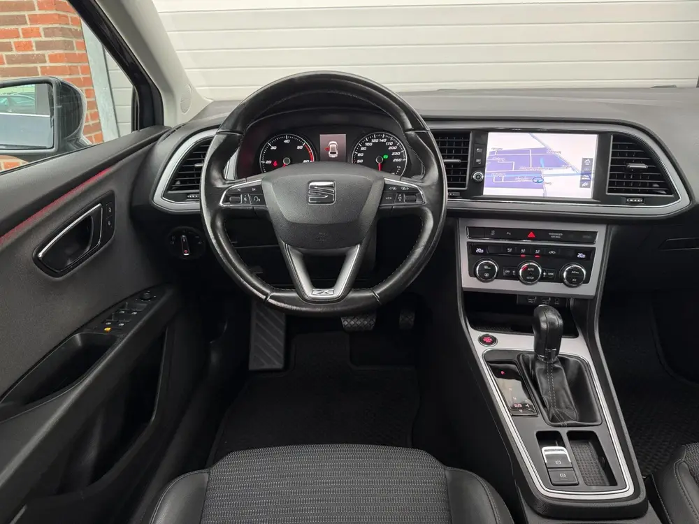 SEAT Leon 1.6 TDI Xcellence Business Intense! Keyless! Navi! uit 2019, foto 11