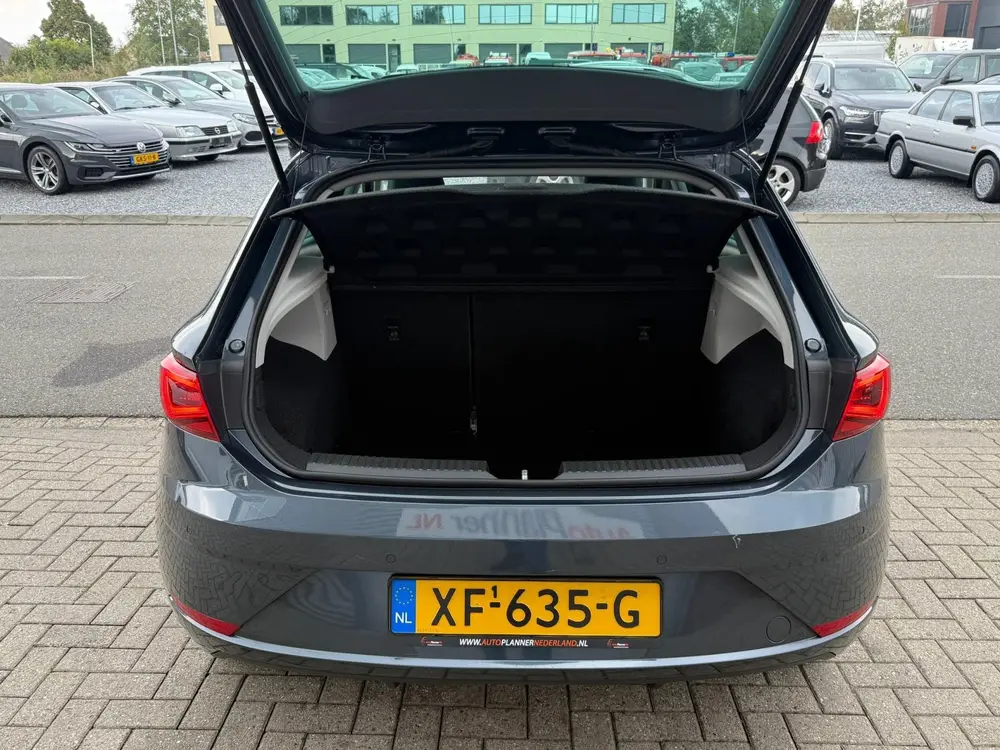 SEAT Leon 1.6 TDI Xcellence Business Intense! Keyless! Navi! uit 2019, foto 20