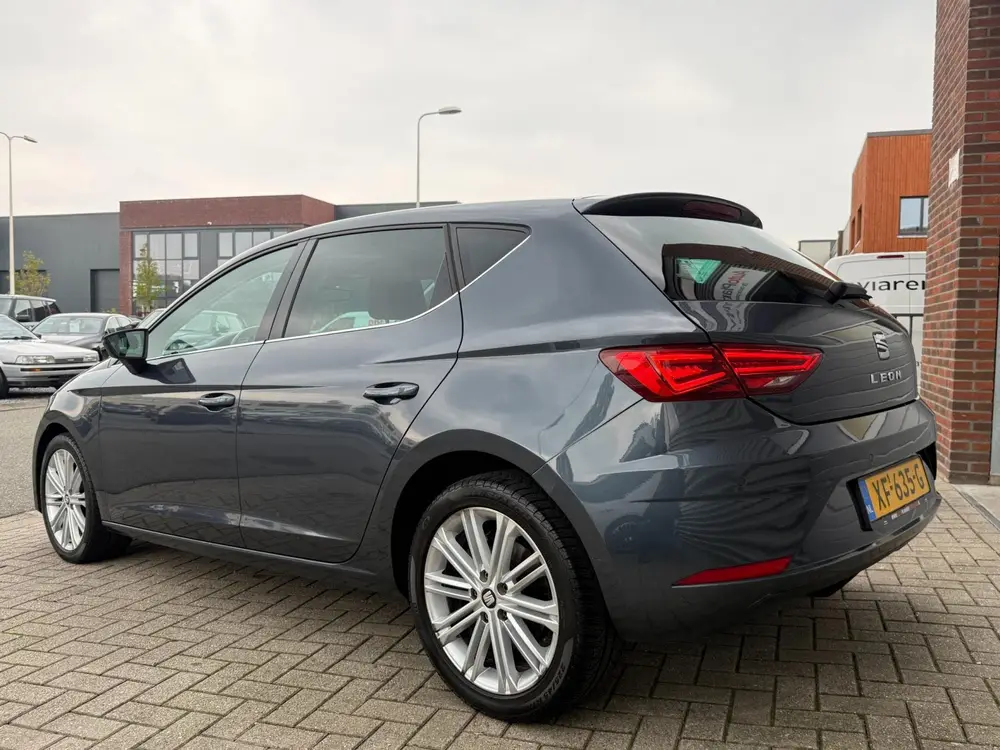 SEAT Leon 1.6 TDI Xcellence Business Intense! Keyless! Navi! uit 2019, foto 6