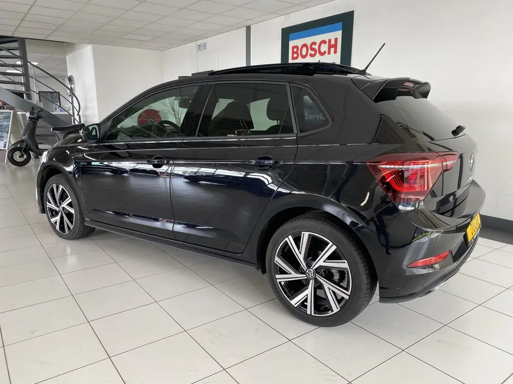 Volkswagen Polo 1.0 TSI R-Line Business DSG 110 PK Panoramad uit 2022, foto 3