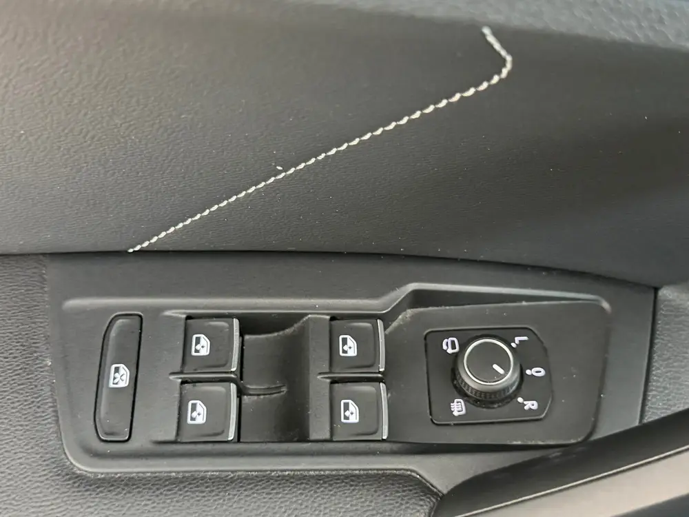 Volkswagen Tiguan 1.5 TSI R-Line Business+ Eerste eigenaar D uit 2021, foto 10