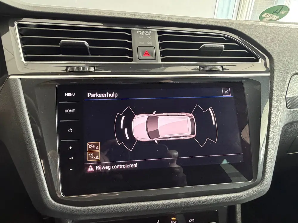 Volkswagen Tiguan 1.5 TSI R-Line Business+ Eerste eigenaar D uit 2021, foto 20
