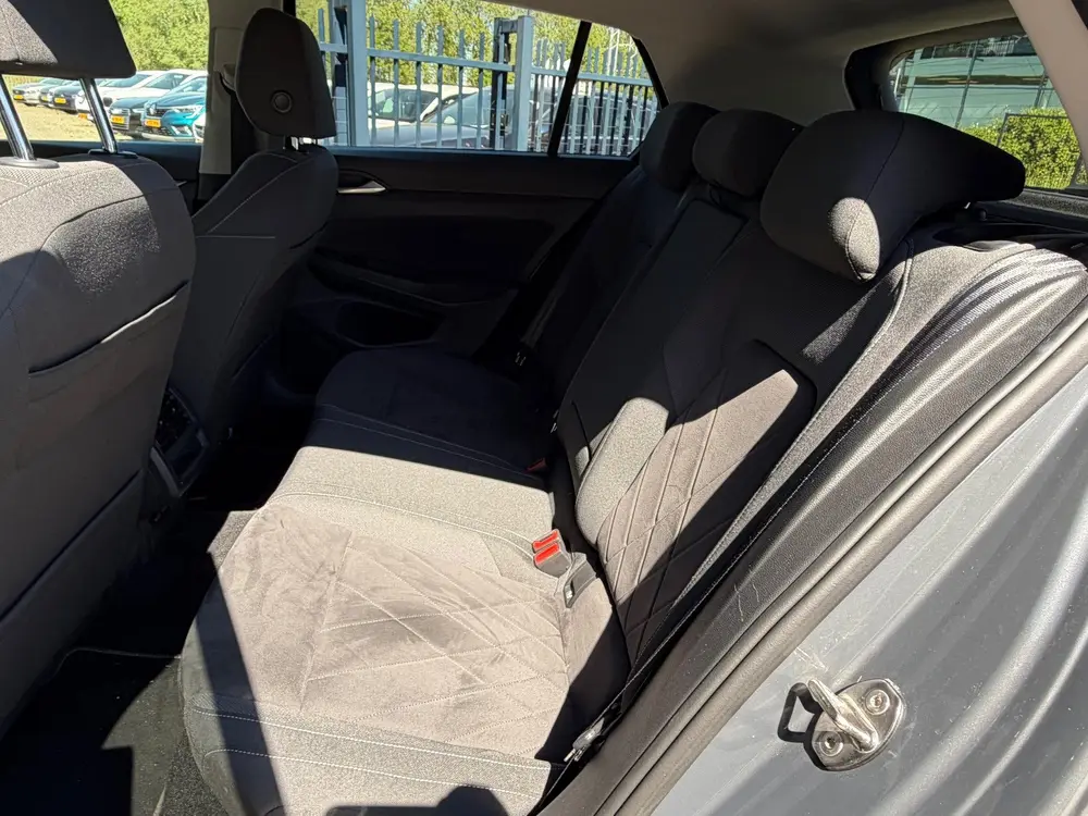 Volkswagen Golf 1.0 TSI Life Business CARPLAY | NAVI uit 2020, foto 11