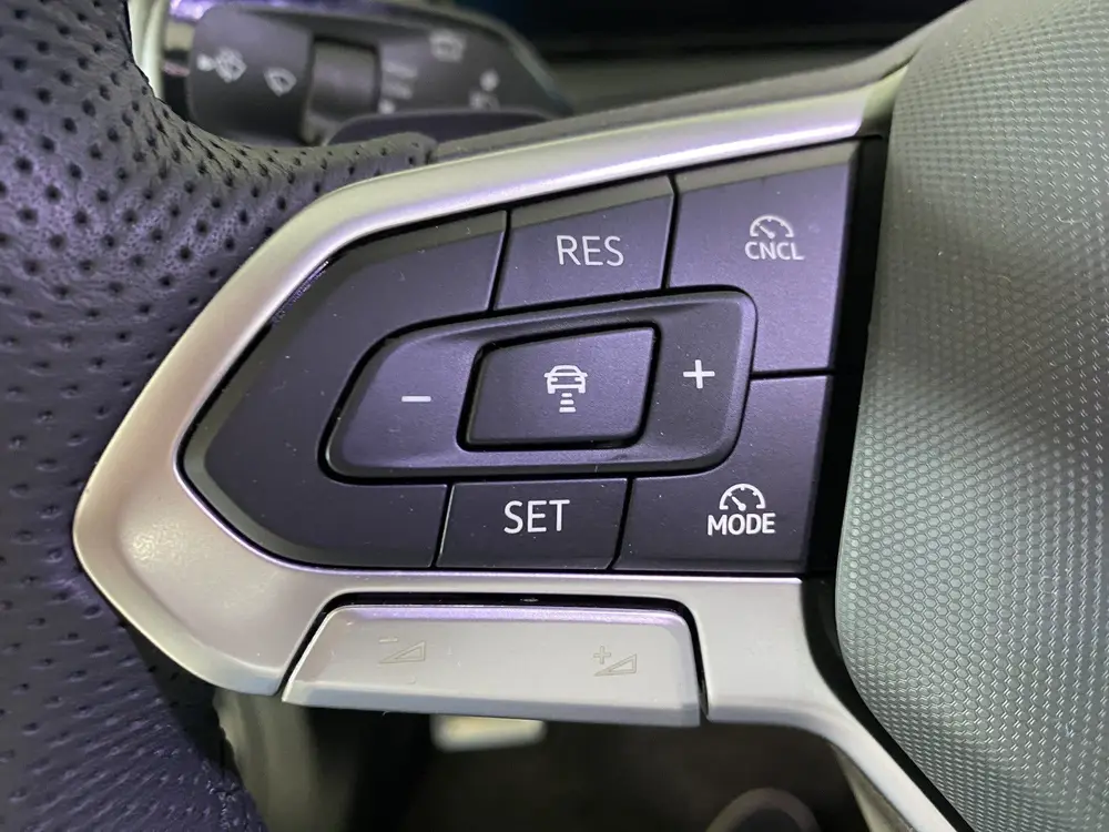 Volkswagen Tiguan 1.5 eHybrid R-Line Edition 272 PK Panorama uit 2024, foto 12