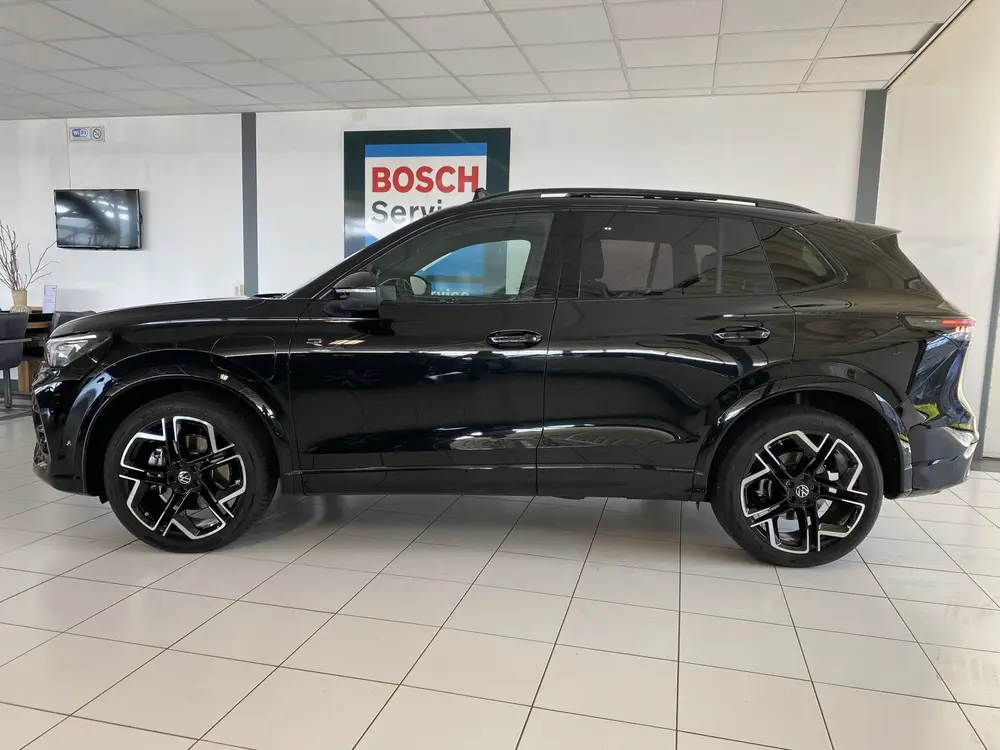 Volkswagen Tiguan 1.5 eHybrid R-Line Edition 272 PK Panorama uit 2024, foto 2