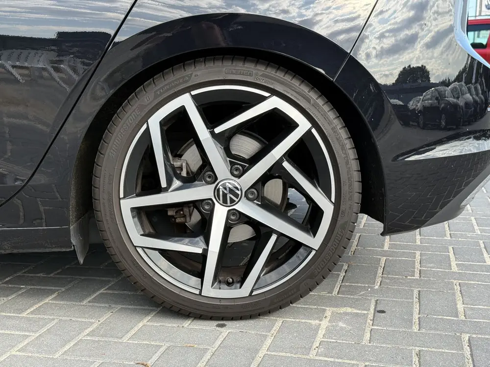Volkswagen Golf 1.5 eTSI Style 150 pk | pano | trekhaak | 18 uit 2020, foto 11