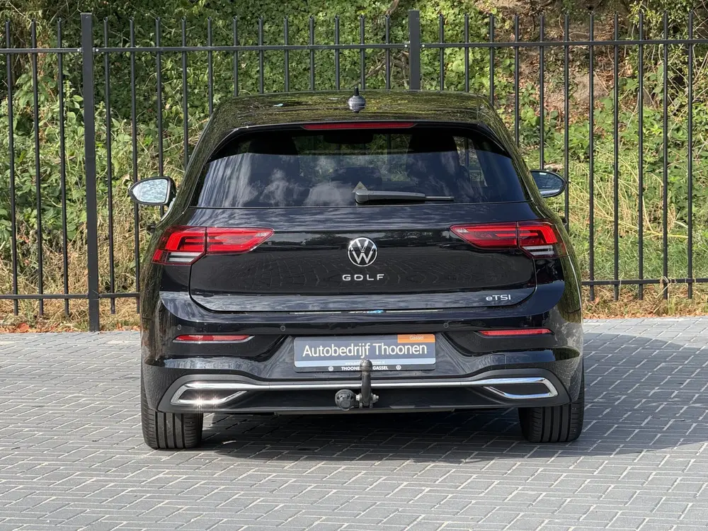 Volkswagen Golf 1.5 eTSI Style 150 pk | pano | trekhaak | 18 uit 2020, foto 3