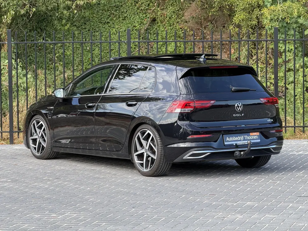 Volkswagen Golf 1.5 eTSI Style 150 pk | pano | trekhaak | 18 uit 2020, foto 9